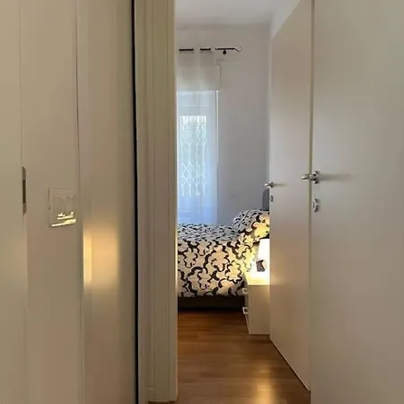 Nolo62, A Nifty Flat In Apartman