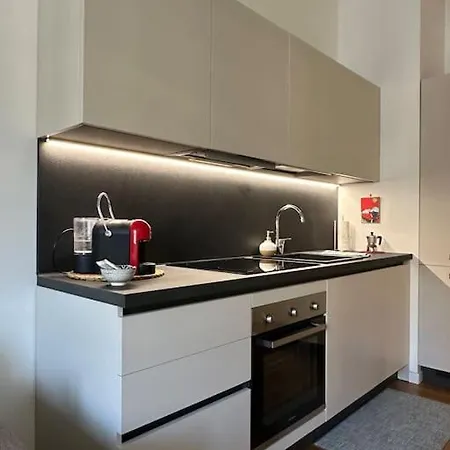 Nolo62, A Nifty Flat In Milánó