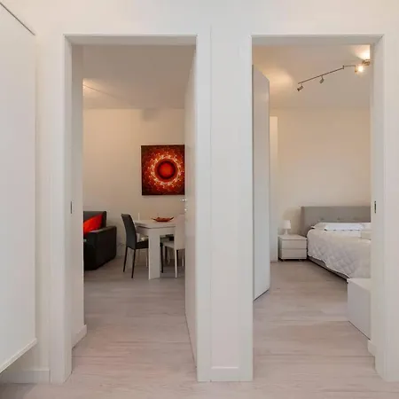 Navigli-design District Modern Flat * ミラノ