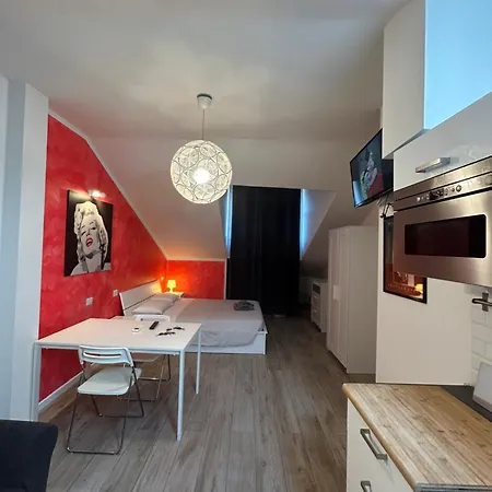 Mansarda Open Space Vicino Zona Isola Milán