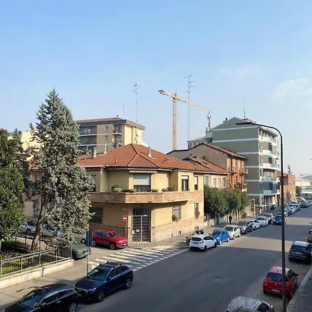 15 Minuti Dal Duomo, Ampissima Con Due Terrazzi