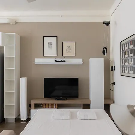 Elegante Bilocale In Zona Risorgimento Apartmán *