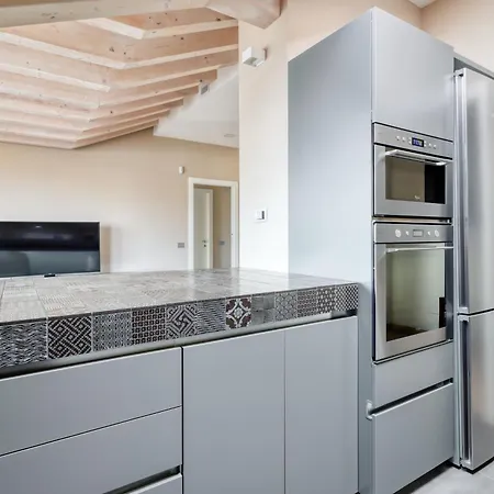 Joivy Elegant With Parking And Balcony דירה מילאנו
