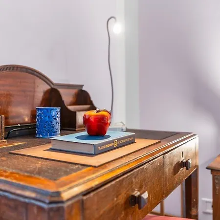 Milano- Stazione Garibaldi Ecletic Milan