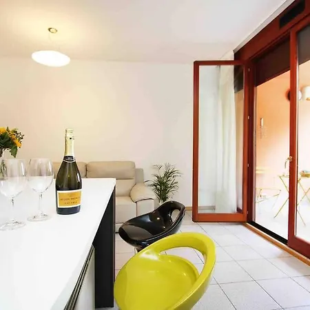 Bellissimo Bilocale Con Terrazzo Apartamento