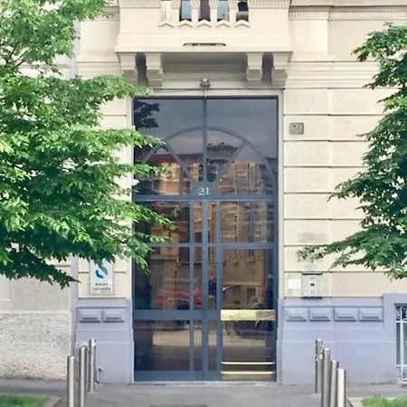 The Small White House In * Milan