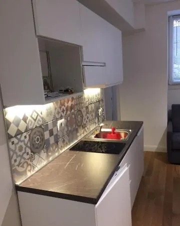 Apartment The Small White House In