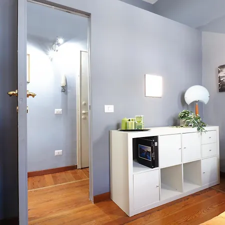 Mila Pisacane Apartment