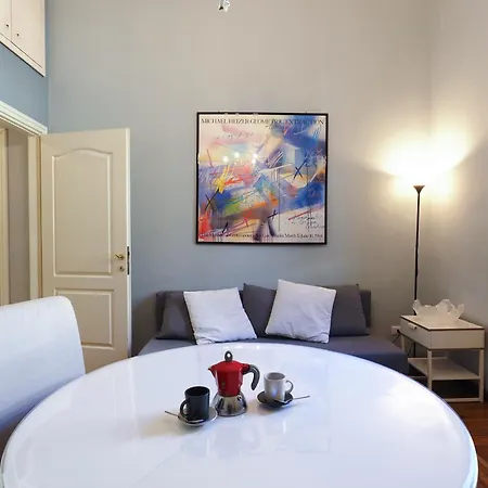 Mila Pisacane Apartment