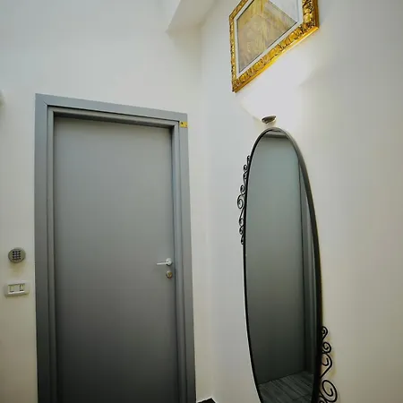 Apartment Hosting Dreams Attics - Duomo *