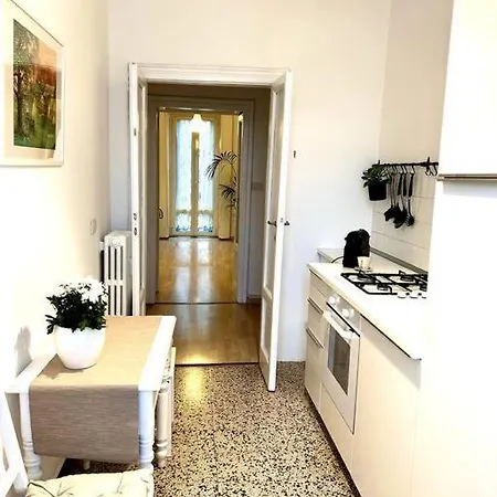 Elegante In Centro Apartament