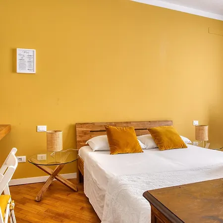 Charming In Tortona Navigli District Apartamento Milán