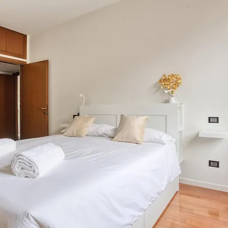 شقة Balilla30; Spacious 2 Bedroom Next To Center ميلان