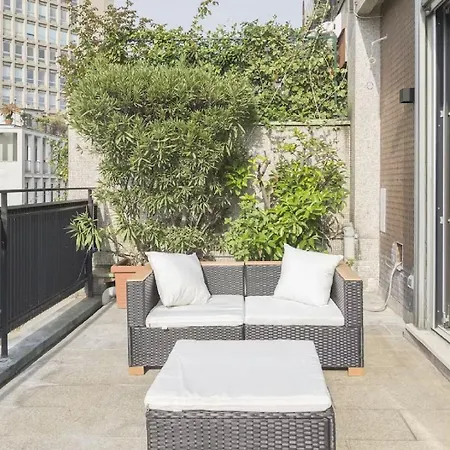 6 Guestss Modern With View In * Milaan