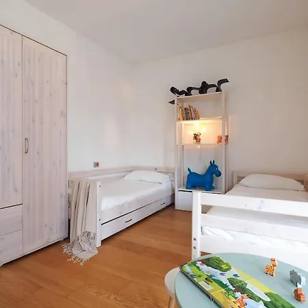 Contempora - Trilocale C. Di Rienzo 37 Milano