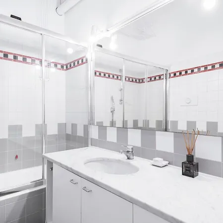 Easylife - - Crema 7 - Porta Romana شقة *