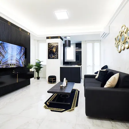 Italian Fashion - Luxurious Marble City Center Apartment