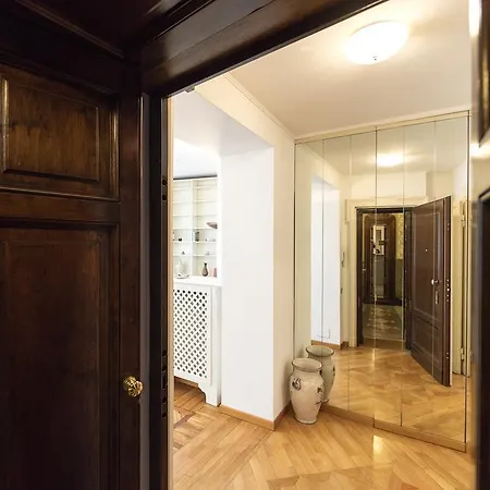 Heart Duomo Castello Apartment