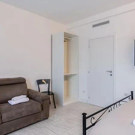 Apartment Comfort In