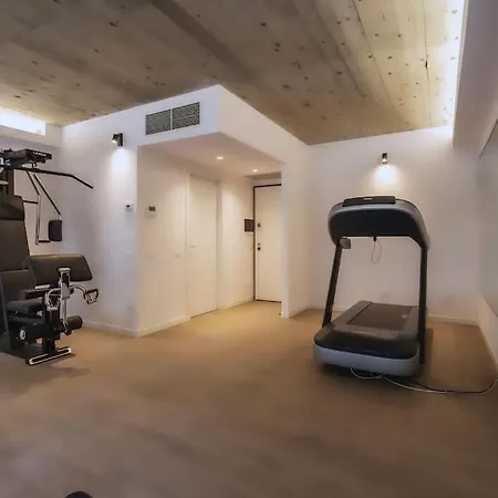 Apartment Duomo Space Free Parking - Private Gym- Metro
