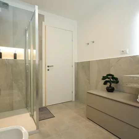Daire Luxury Design Loft - 20 Minutes From Duomo-navigli Milano