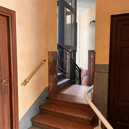 Classy & Chic 2 Storey Loft Lejlighed Milano