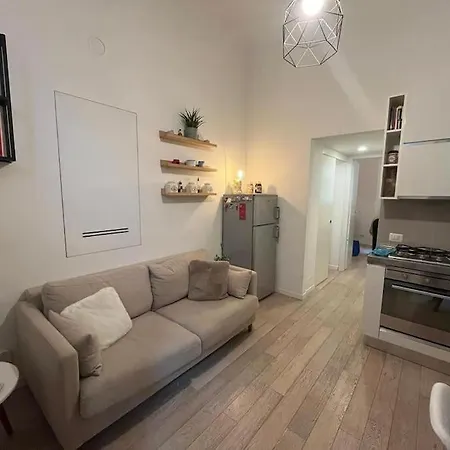 Isola La Casa Di Caterina Apartment