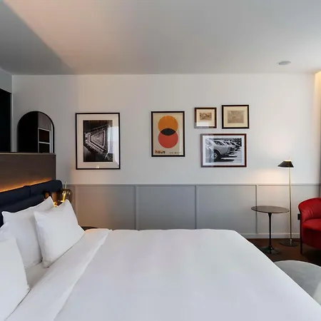 Radisson Collection Hotel, Santa Sofia