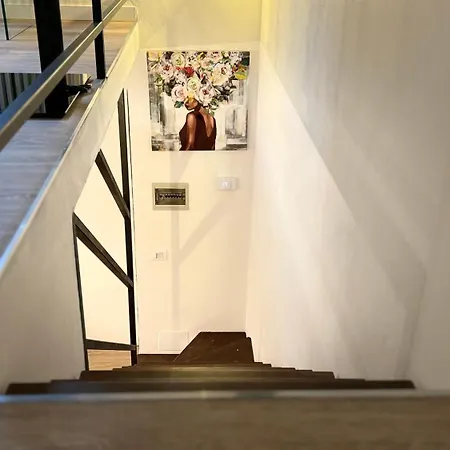 Magnolia House Apartment