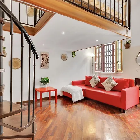 Centro Storicolittle Loft With Balcony Duomo A 10 Miuti Apartament *