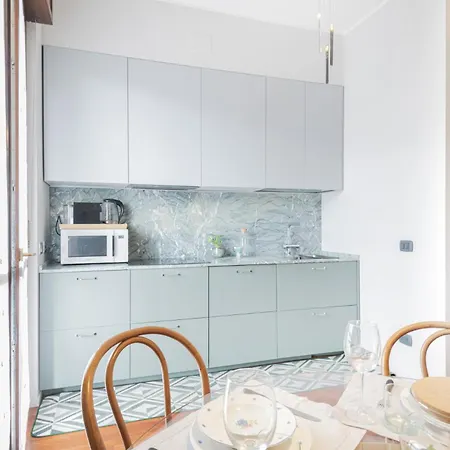 Easylife - - Garigliano 10 - Isola Apartamento *