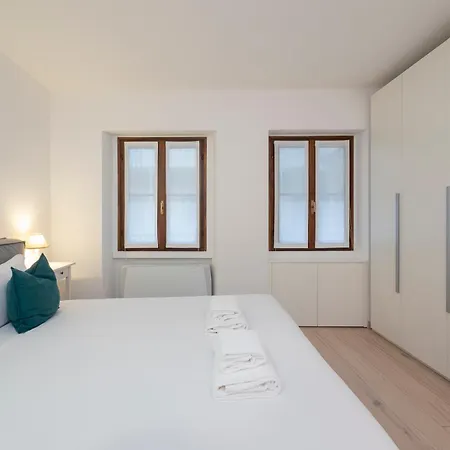 Apartment I Host - Vigevano 13 *