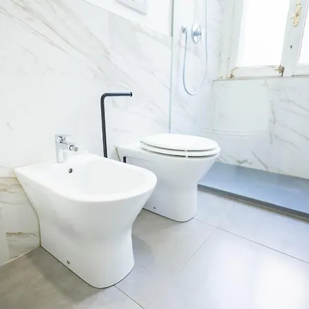 Macchi Charming By 101flats