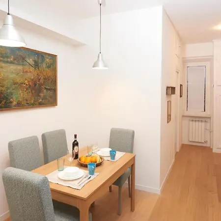 Moderno E Ampio Sul Naviglio Апартаменты *