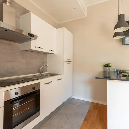 Easytopstay - Porta Romana Lovely Апартаменты
