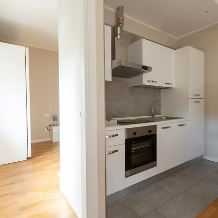 Easytopstay - Porta Romana Lovely Апартаменты *