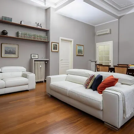 Apartment Giovio 11 - Eccellente - Spazioso - Milan