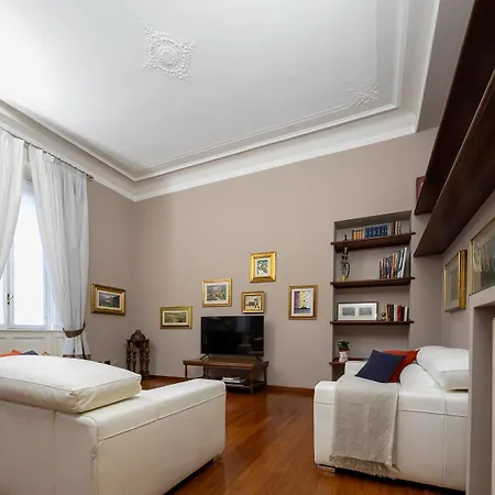 Giovio 11 - Eccellente - Spazioso - Milan