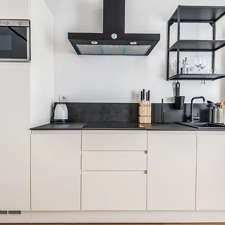 Via Cagnola Arco Della Pace 4pax-wifi * Milan