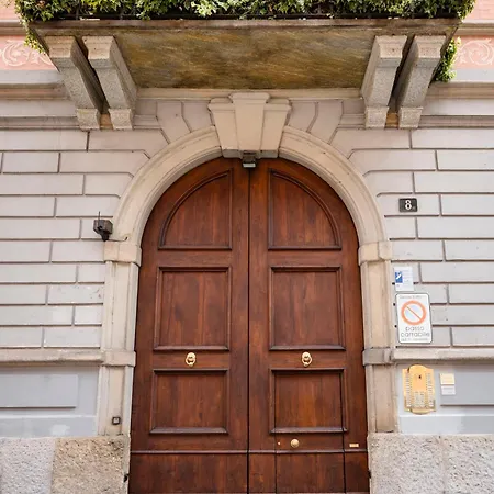Апартаменты Incantevole Loft Accanto Stazione *