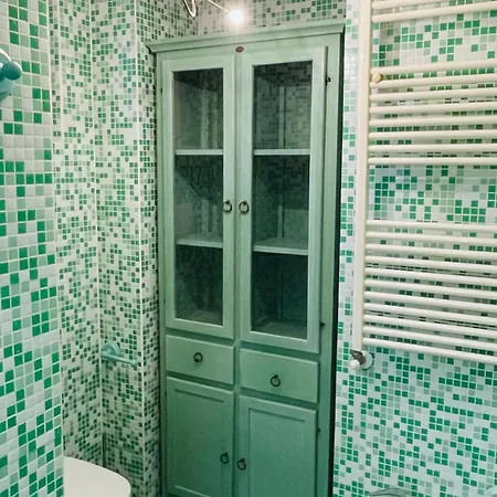 Charming Flat, And Close To Metro Μιλάνο