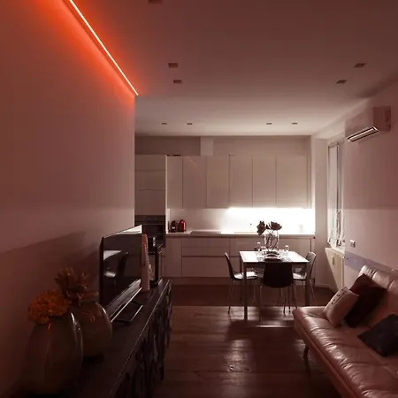 Easylife - Moderno E Chic Con Led Atmosferici Apartment Milan