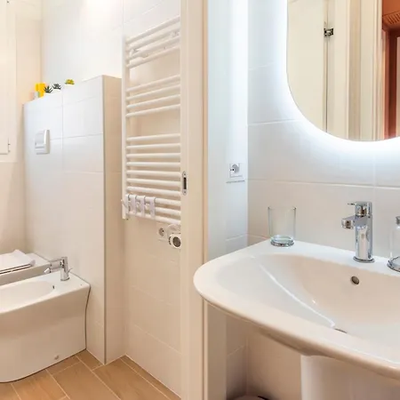 Apartment Caseospitali - Glam Flat, Nuovo Trilocale Di Design Zona Prada