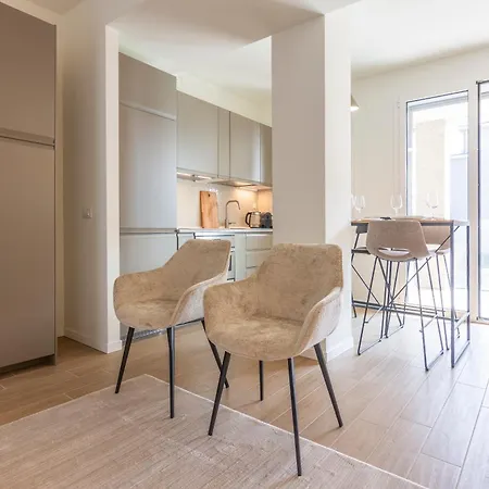 Apartment Caseospitali - Glam Flat, Nuovo Trilocale Di Design Zona Prada Milan