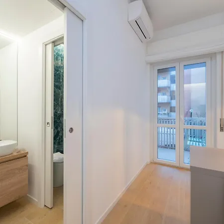 Xenia - Renovated In Navigli Area *