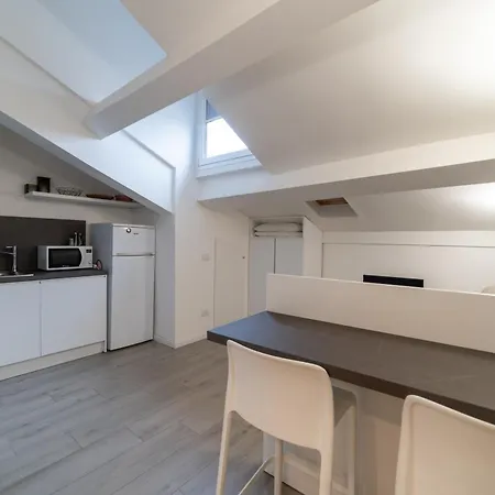 Intrho Flat P.ta Romana Μιλάνο