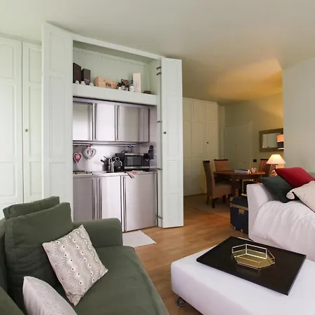 Apartment Moscova Open Space Close To Brera District