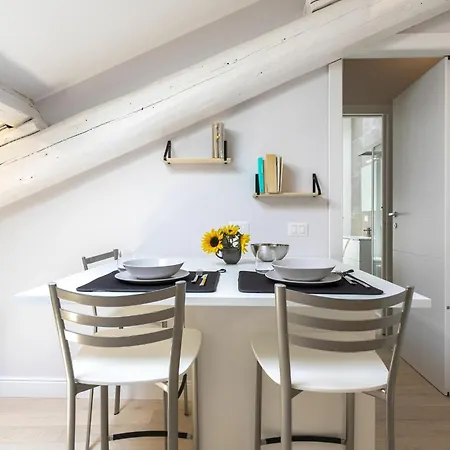 Ferrucci 1 Bedroom Attic In By Halldis דירה