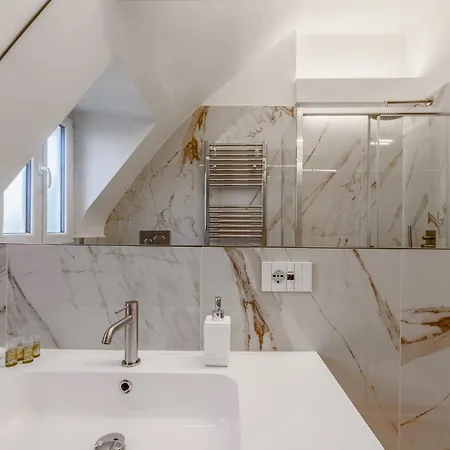 شقة Luxury Skyview - Citylife - Mico