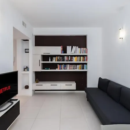 Deluxe With Free Wifi And Netflix Milano